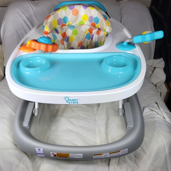 Smart Steps Dine N Play 3 in 1 Feeding Walker - Picture 4 of 15